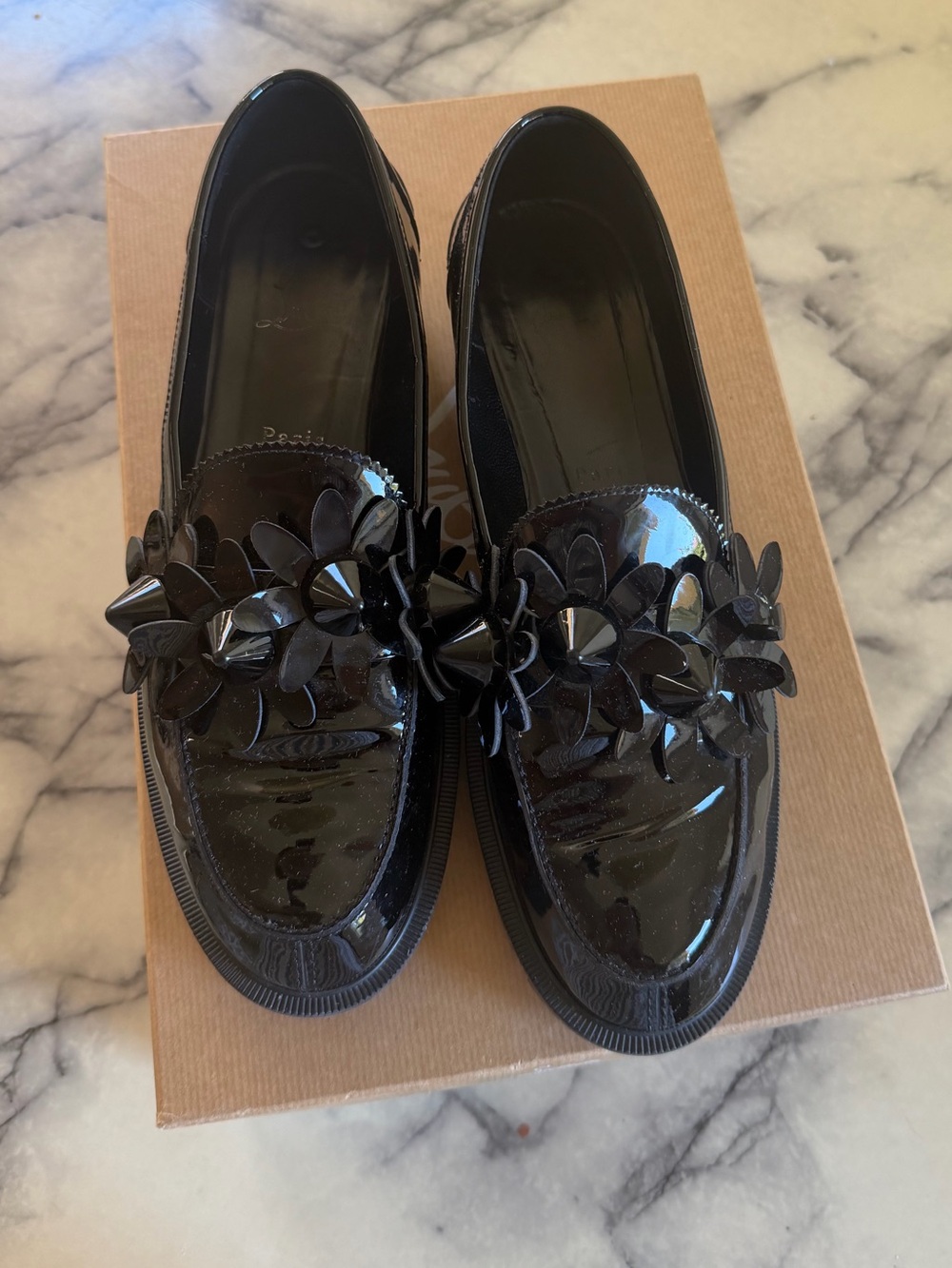 Christian Louboutin Black Patent Daisy Spike Appliqué Loafers Moccasins 40 9 - Picture 6 of 10